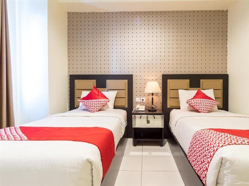 Oyo Flagship 1348 Anaya Hotel Medan
